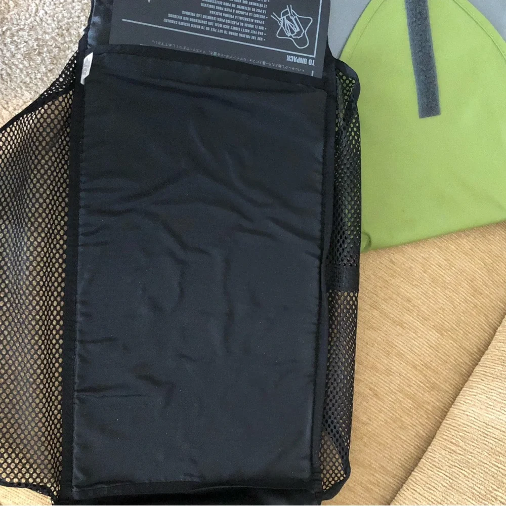 Green Travel Garment packing pouches  with Black Mesh Panels ..  two bags.